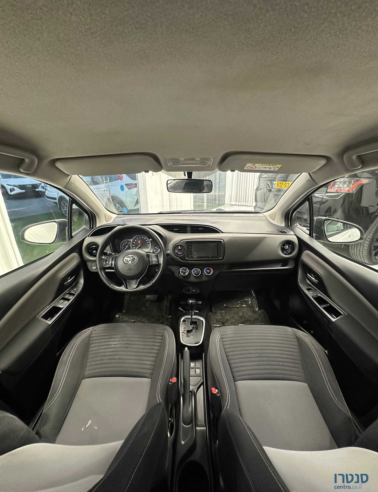 2019' Toyota Yaris טויוטה יאריס photo #3
