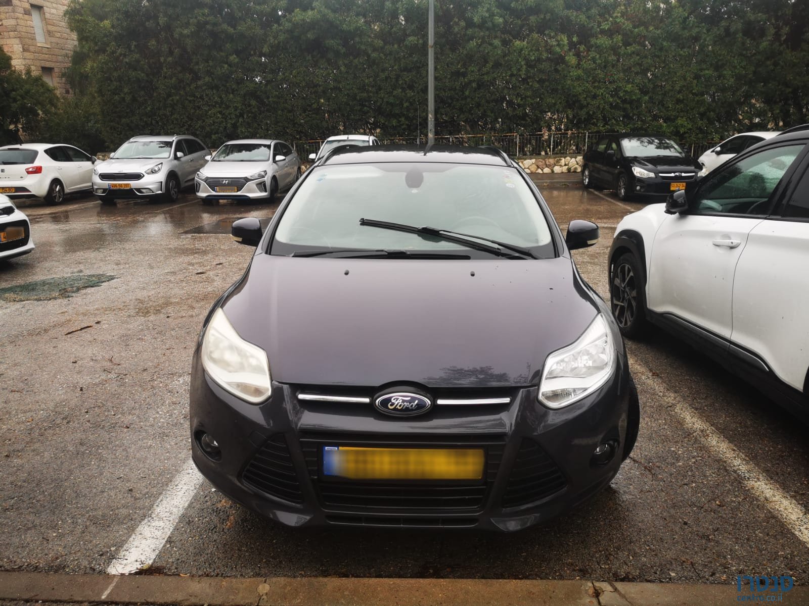 2013' Ford Focus Trend Station photo #4