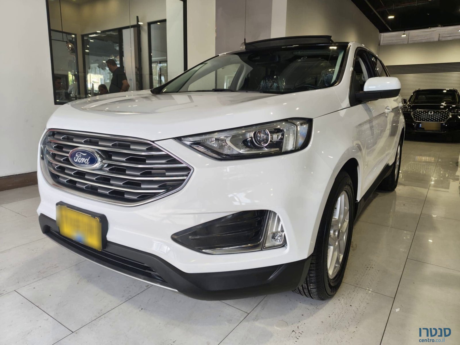 2022' Ford Edge photo #1