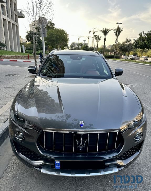 2017' Maserati Levante מזראטי לבנטה photo #1