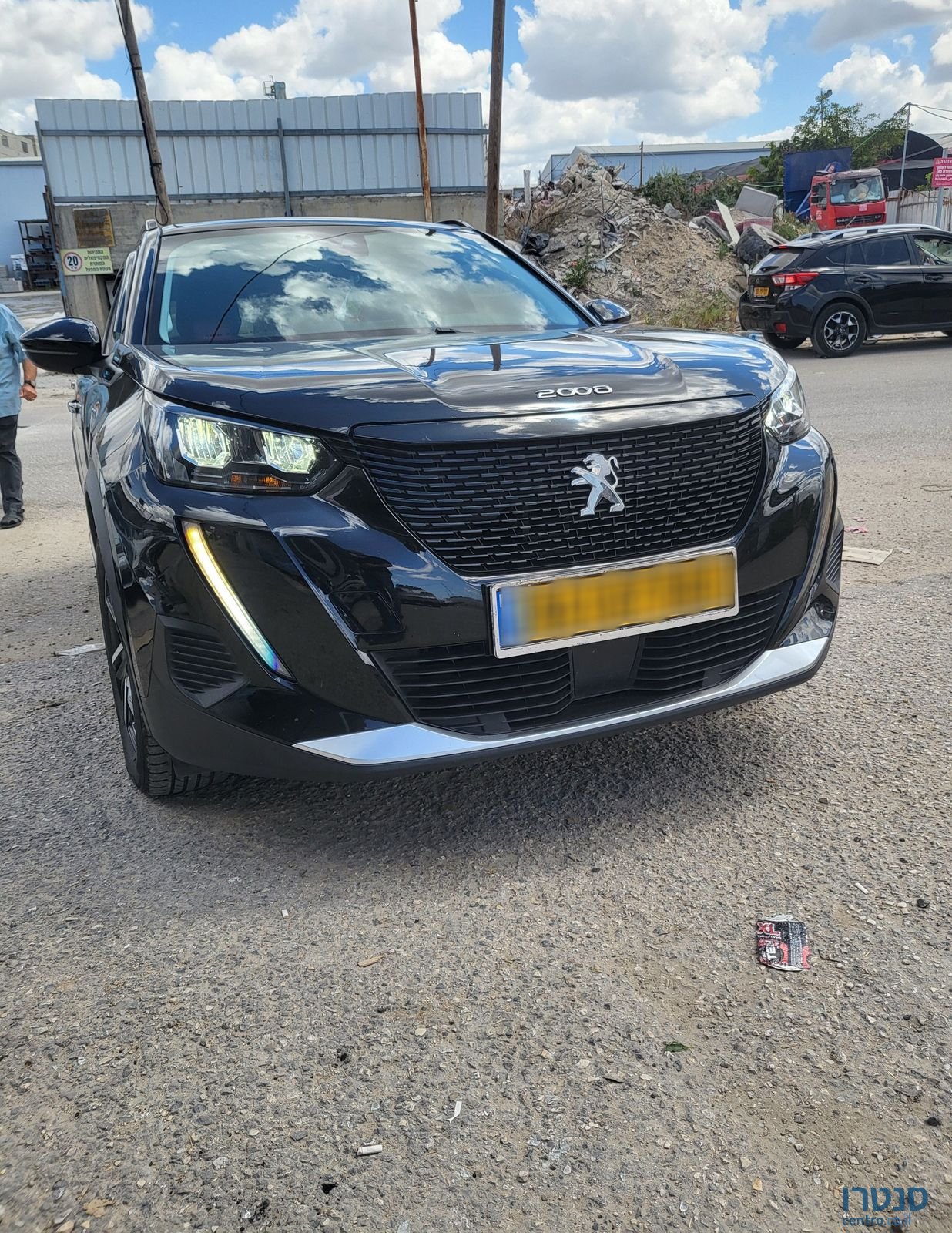2022' Peugeot 2008 פיג'ו photo #2