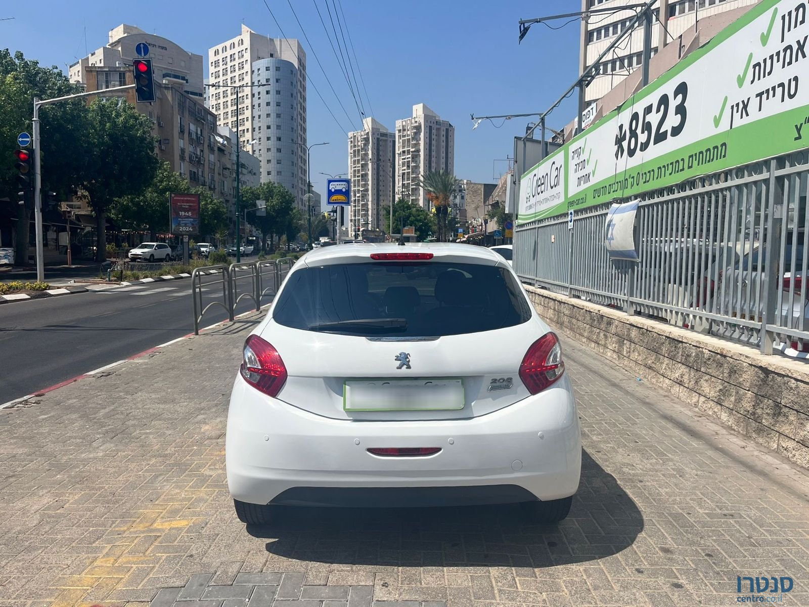 2014' Peugeot 208 photo #4