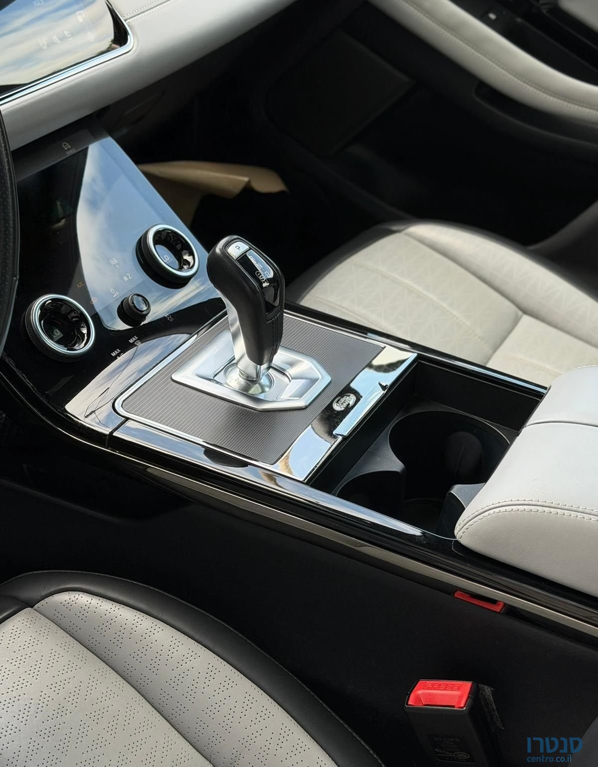 2022' Land Rover Range Rover Evoque לנד רובר ריינג' רובר איווק photo #3