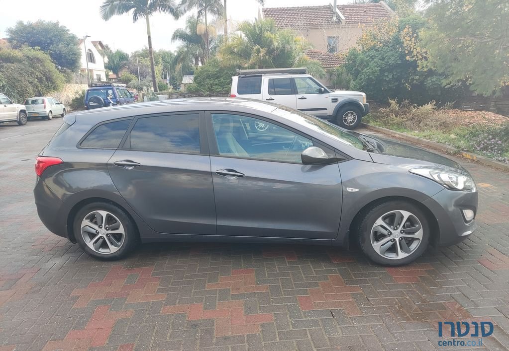 2016' Hyundai i30 יונדאי photo #3