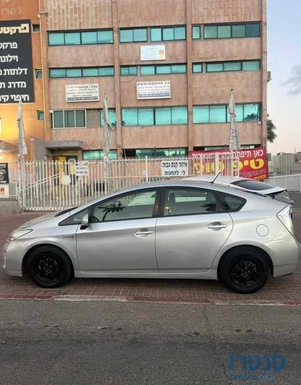 2015' Toyota Prius טויוטה פריוס photo #6