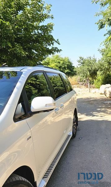 2019' Toyota Sienna טויוטה סיינה photo #2