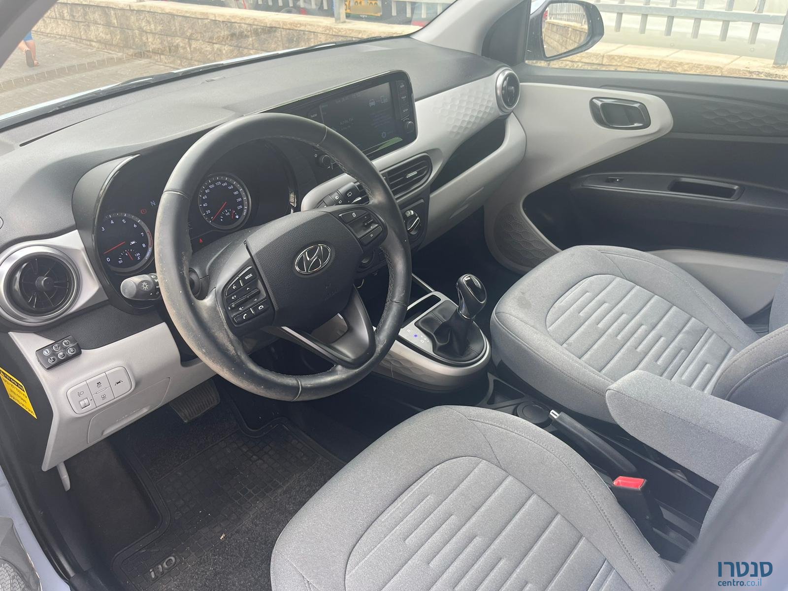 2021' Hyundai i10 photo #4
