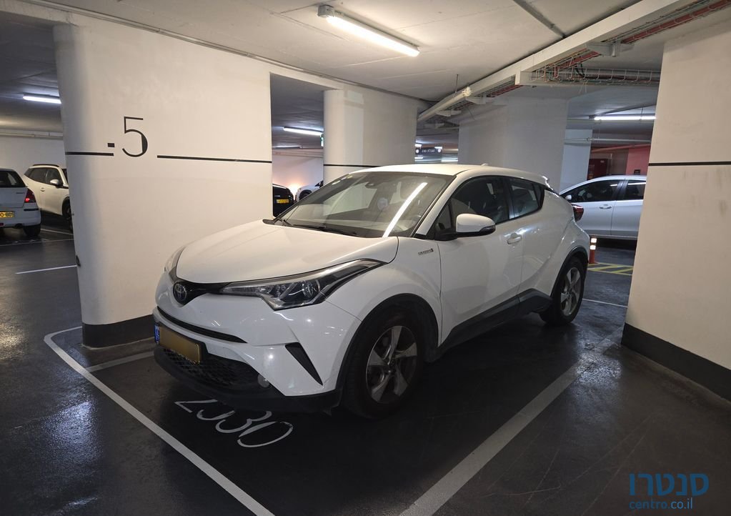 2019' Toyota C-HR טויוטה photo #2