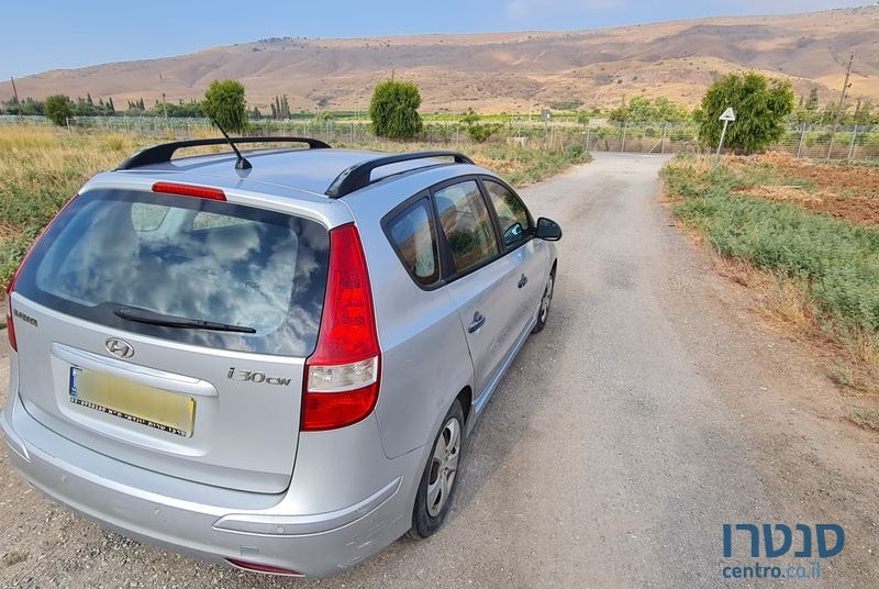 2010' Hyundai I30Cw יונדאי photo #3