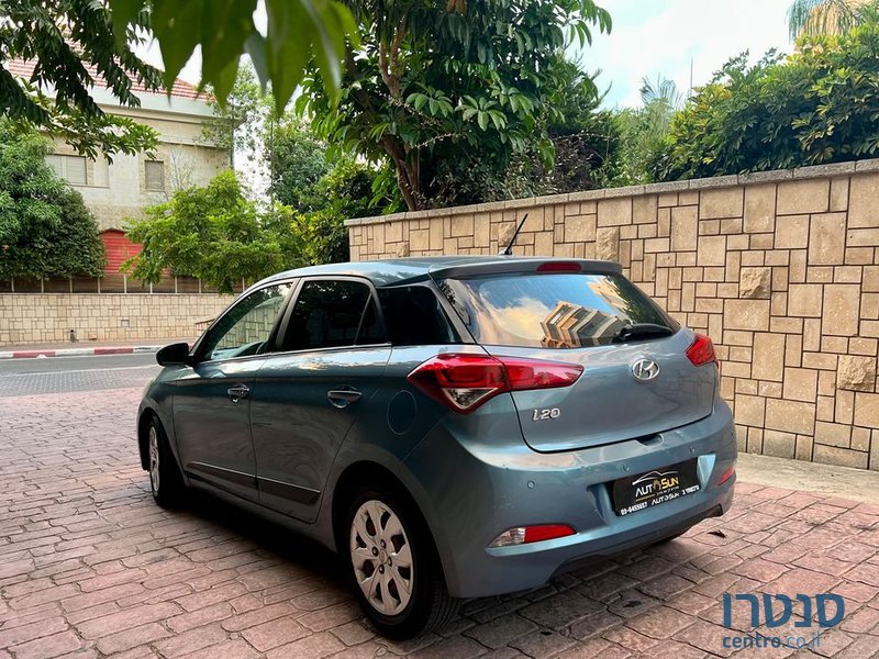 2015' Hyundai i20 יונדאי photo #4