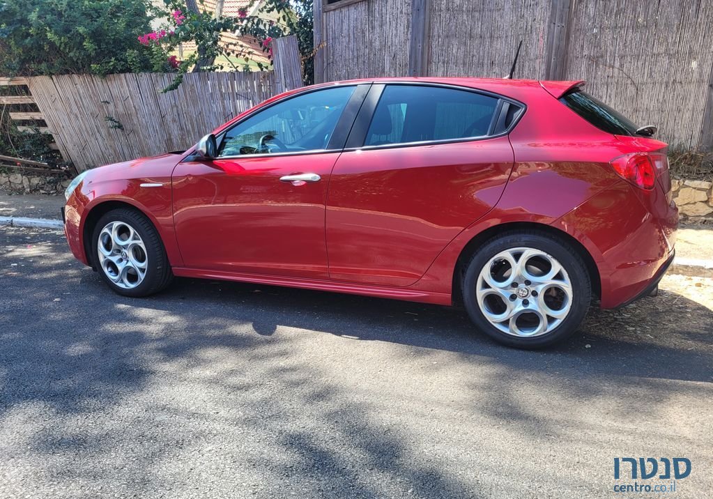 2018' Alfa Romeo Giulietta אלפא רומיאו ג'ולייטה photo #3