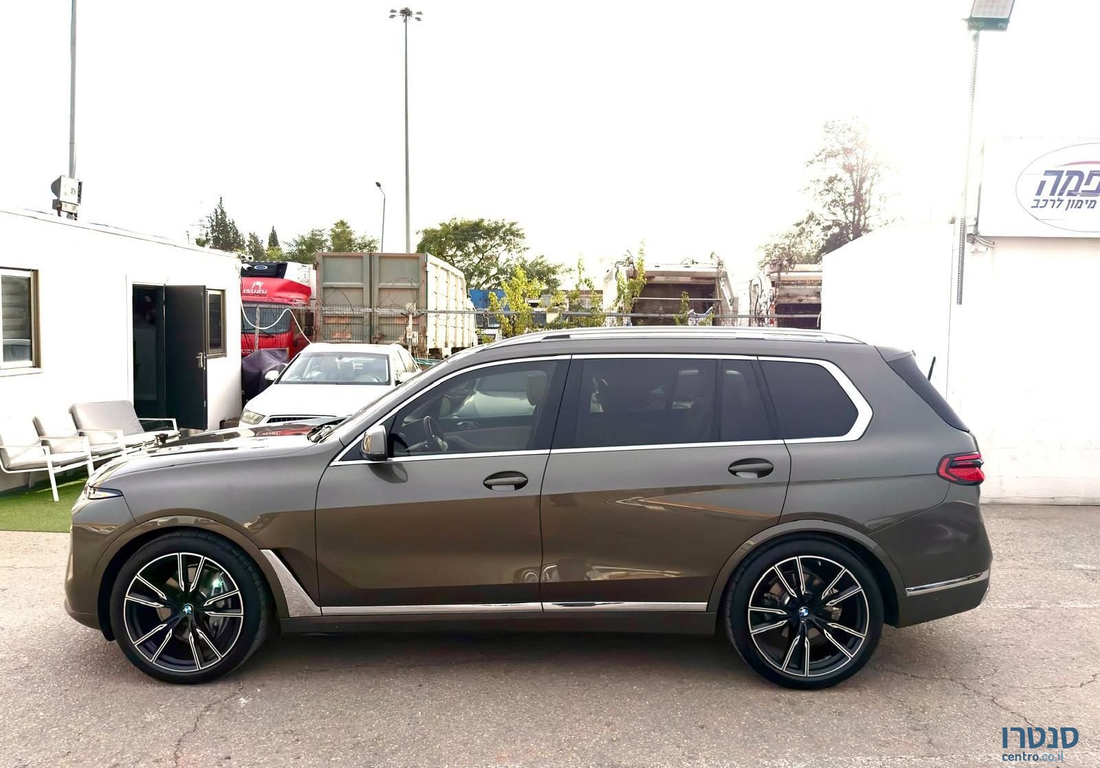 2024' BMW X7 ב מ וו X7 photo #3