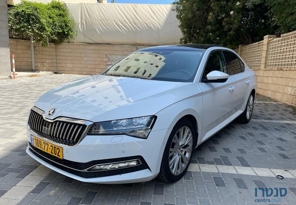 2020' Skoda Superb סקודה סופרב photo #3