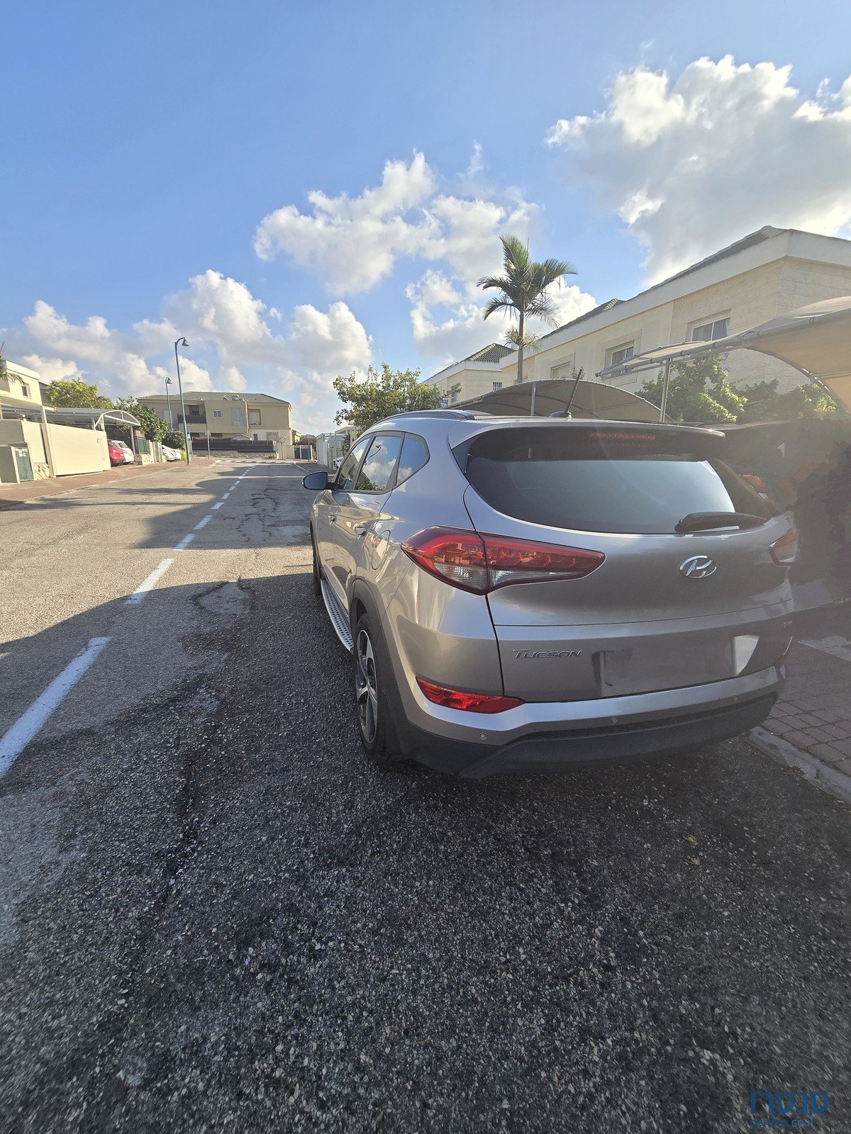 2018' Hyundai Tucson Luxury photo #3