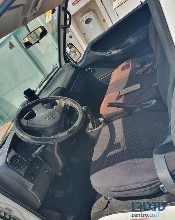 2002' Hyundai H100 יונדאי photo #3
