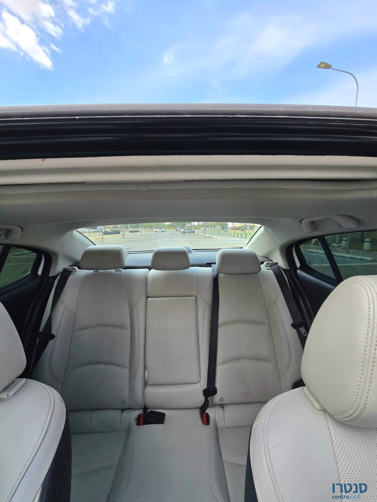 2019' Mazda 3 photo #3