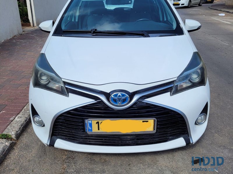 2016' Toyota Yaris טויוטה יאריס photo #3