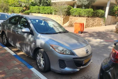 2013' Mazda 3 מאזדה