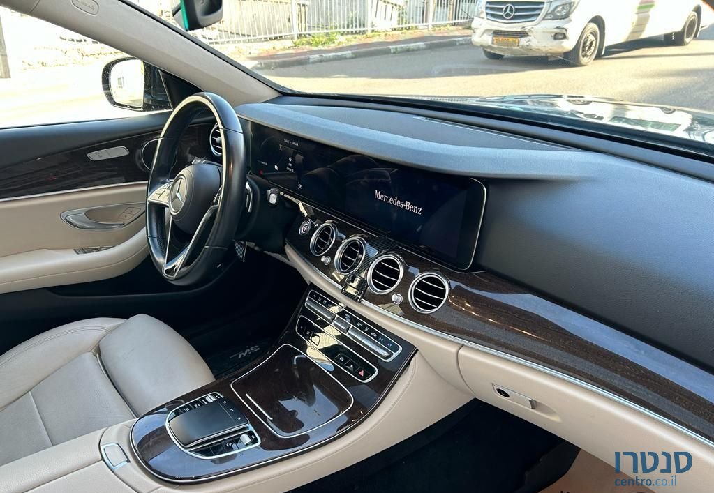 2021' Mercedes-Benz E-Class מרצדס photo #3