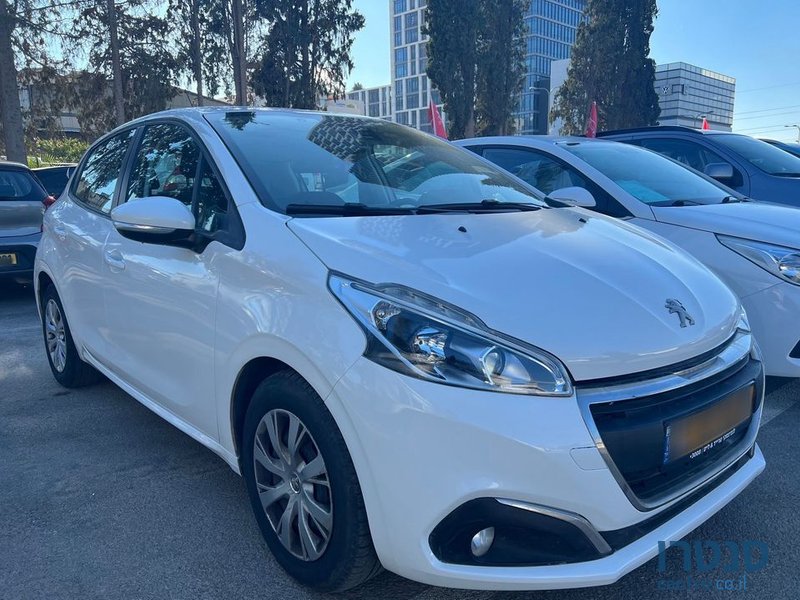 2020' Peugeot 208 פיג'ו photo #6