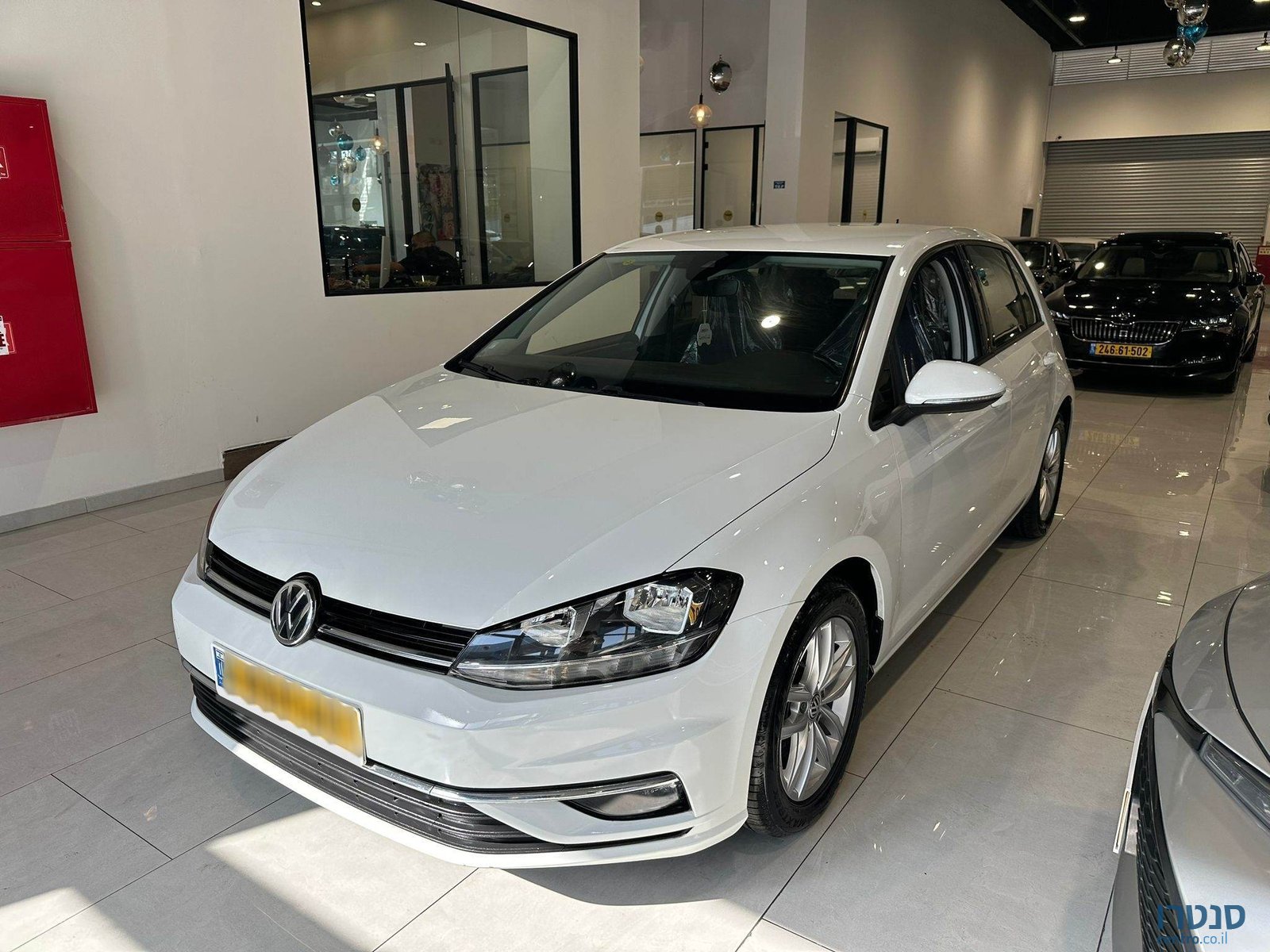 2020' Volkswagen Golf photo #1