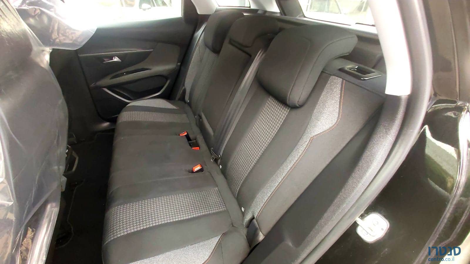 2017' Peugeot 3008 photo #5