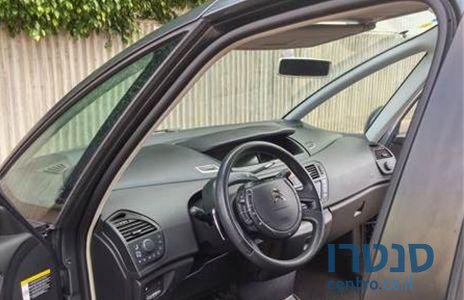 2013' Citroen C4 Picasso 1600 photo #3