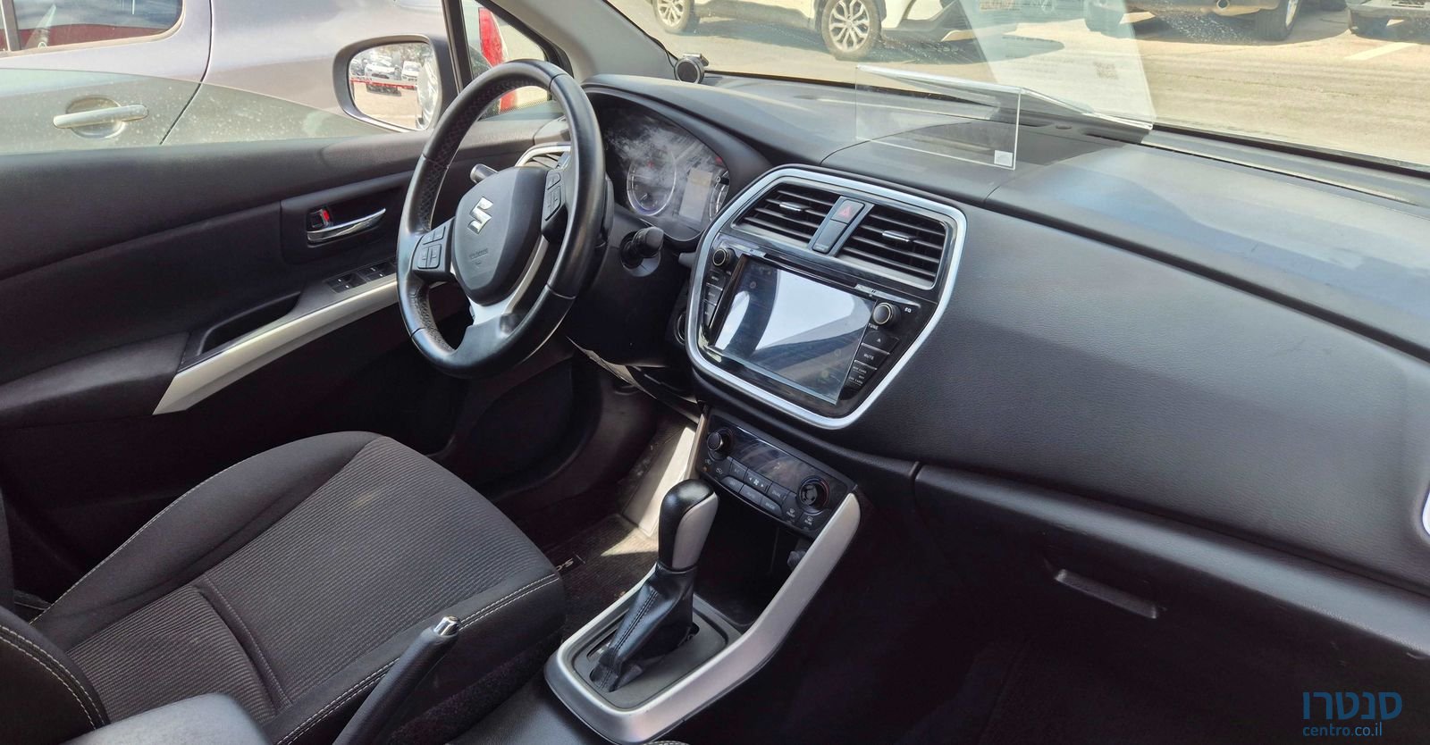 2021' Suzuki Crossover סוזוקי קרוסאובר photo #1