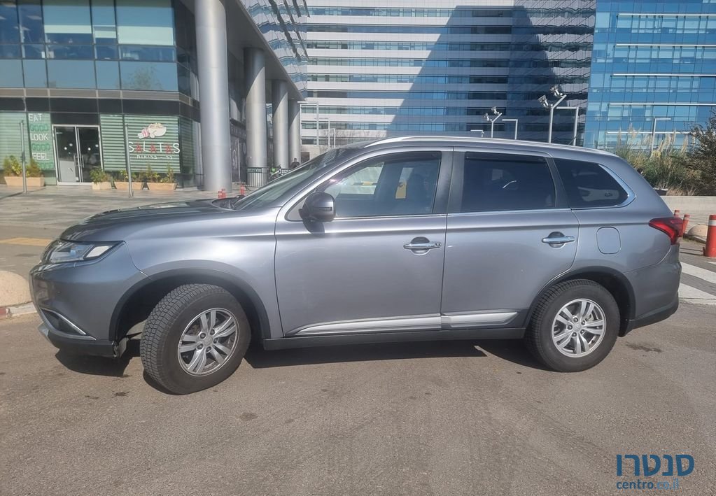 2016' Mitsubishi Outlander מיצובישי אאוטלנדר photo #2