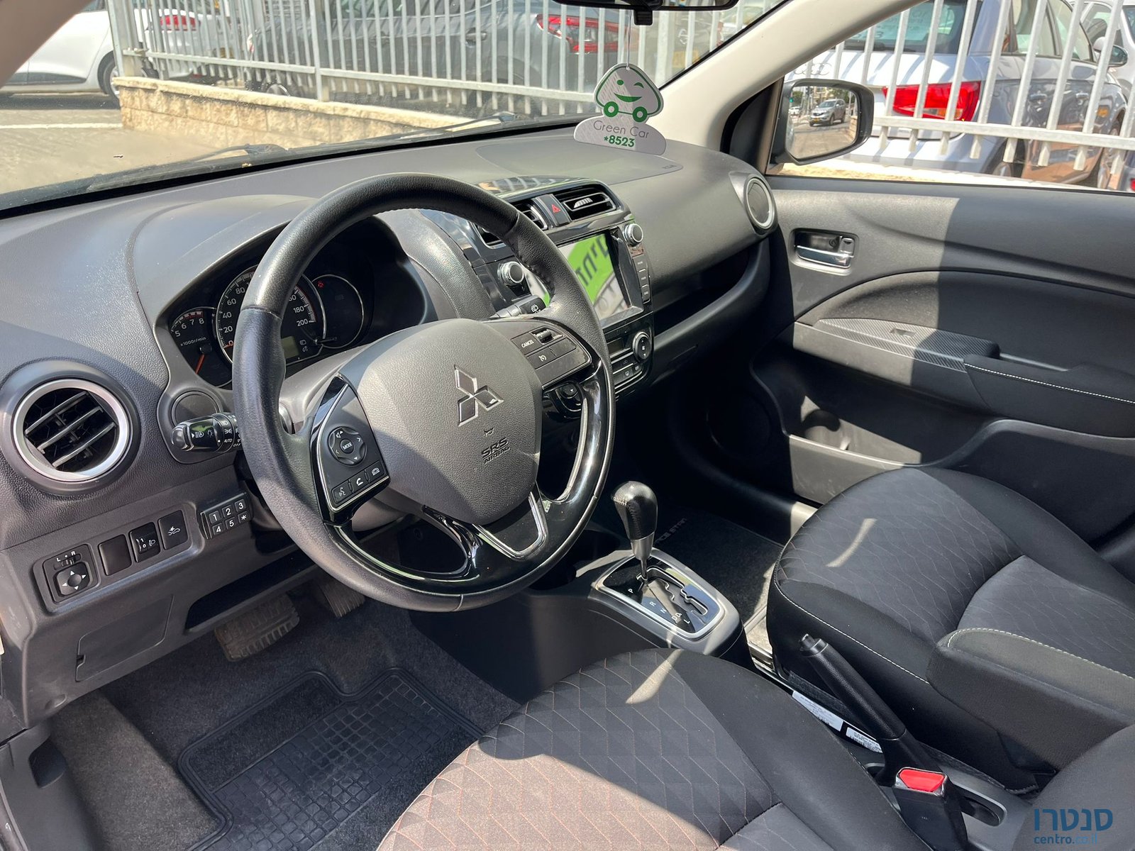 2021' Mitsubishi Space Star photo #3