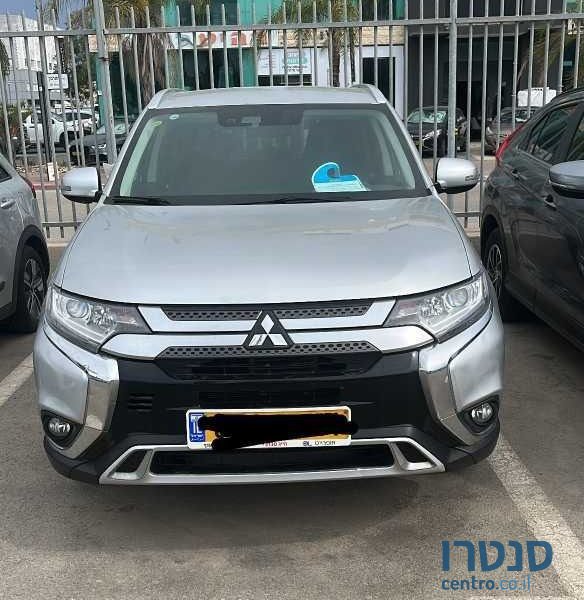 2020' Mitsubishi Outlander מיצובישי אאוטלנדר photo #1