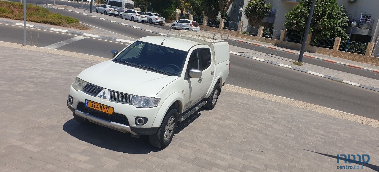 2013' Mitsubishi L200 מיצובישי האנטר photo #4