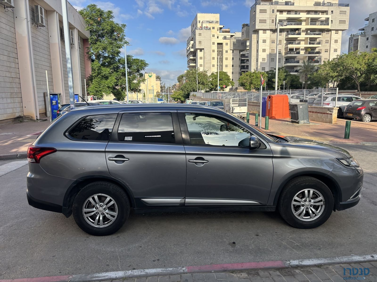 2016' Mitsubishi Outlander מיצובישי אאוטלנדר photo #2