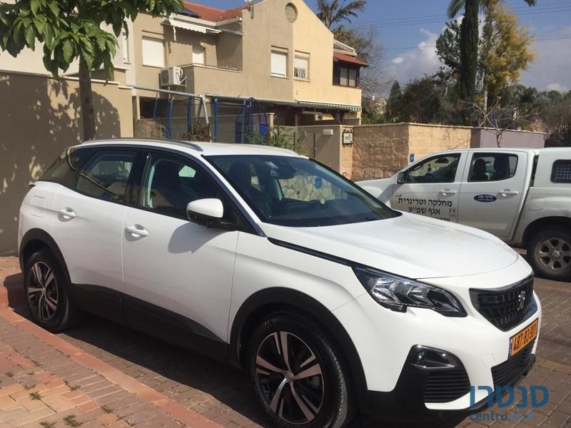 2019' Peugeot 3008 פיג'ו photo #4