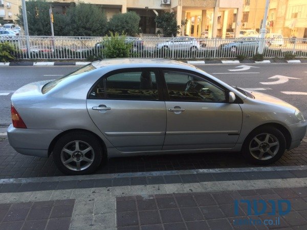 2003' Toyota Corolla photo #3