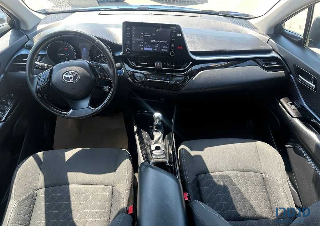 2020' Toyota C-HR טויוטה photo #5