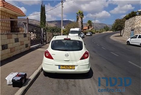 2012' Opel Corsa photo #3