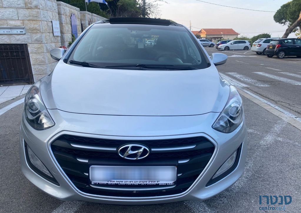 2015' Hyundai i30 יונדאי photo #2