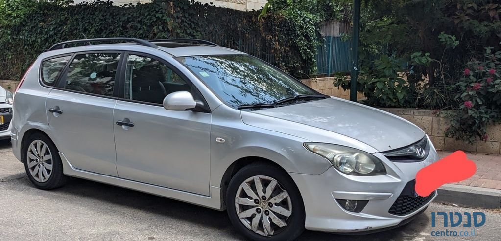 2012' Hyundai i30 יונדאי photo #4