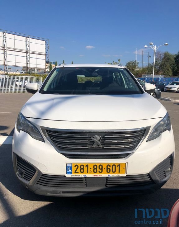 2018' Peugeot 5008 פיג'ו photo #1