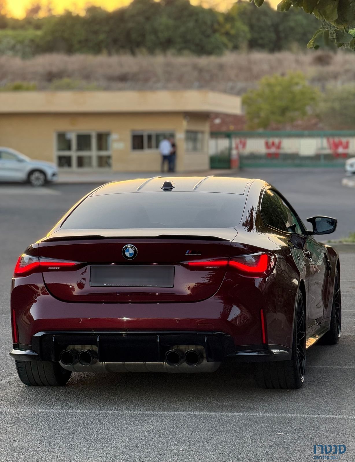 2023' BMW M4 ב מ וו photo #5