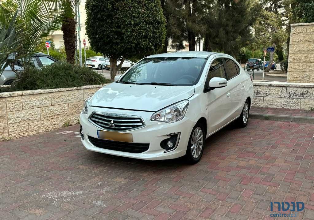 2017' Mitsubishi Attrage מיצובישי אטראז' photo #1