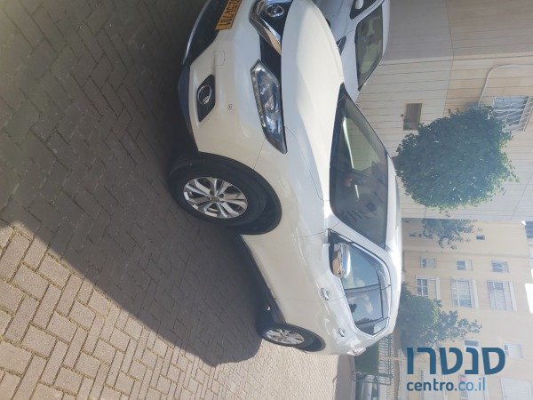 2017' Nissan X-Trail photo #1