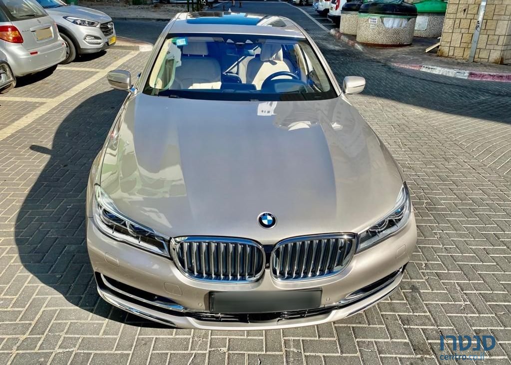 2016' BMW 7 Series ב מ וו סדרה 7 photo #1