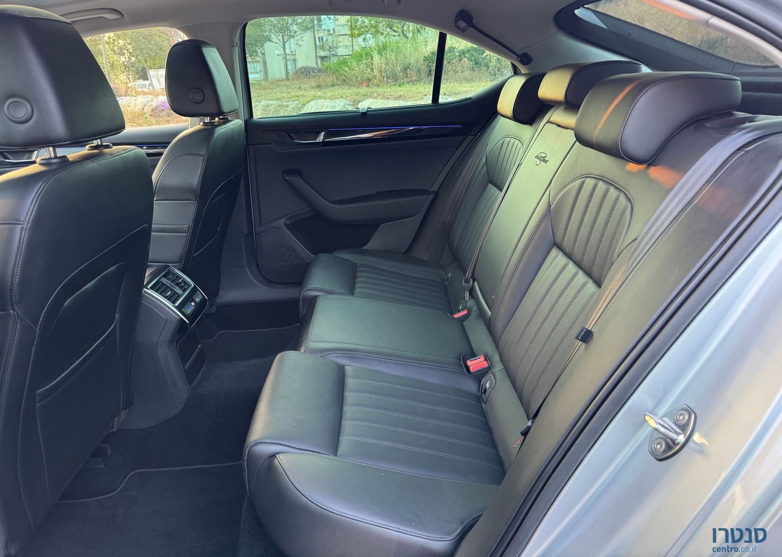 2017' Skoda Superb סקודה סופרב photo #4