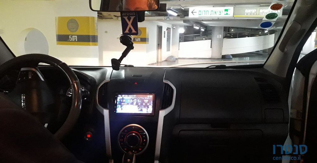 2017' Isuzu 4X4 D-Max איסוזו photo #6