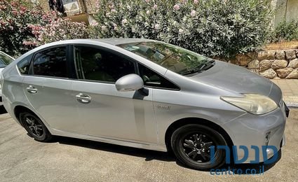 2014' Toyota Prius טויוטה פריוס photo #5