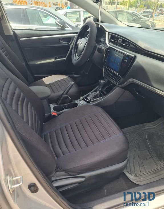 2018' Toyota Corolla טויוטה קורולה photo #4