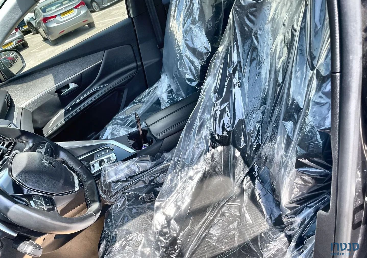 2022' Peugeot 3008 פיג'ו photo #6