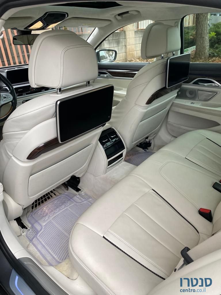 2017' BMW 740 ב.מ.וו photo #3